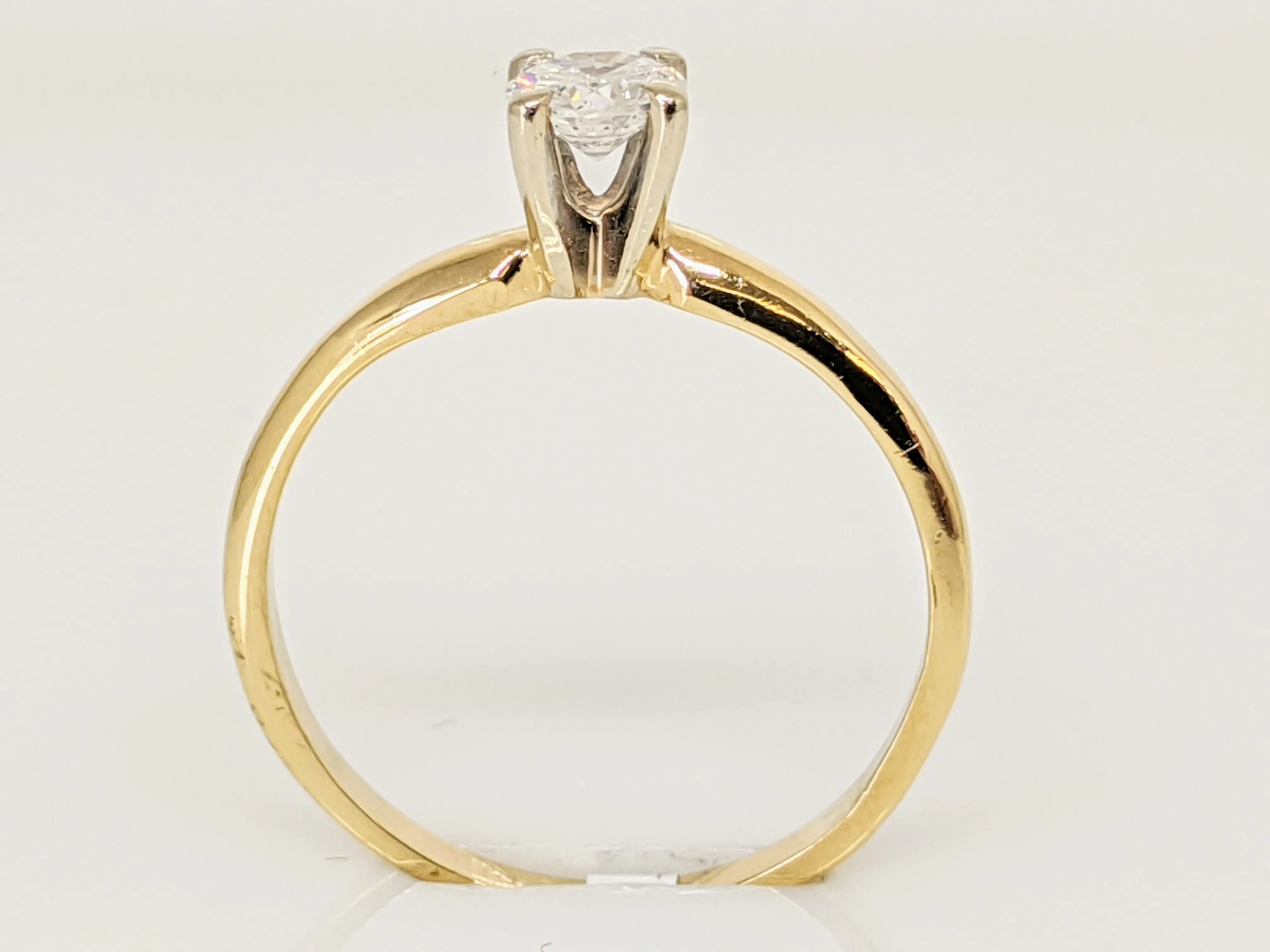 14K .33 CARAT TOTAL I2 H DIAMOND ROUND SOLITAIRE ESTATE RING 1.8 GRAMS
