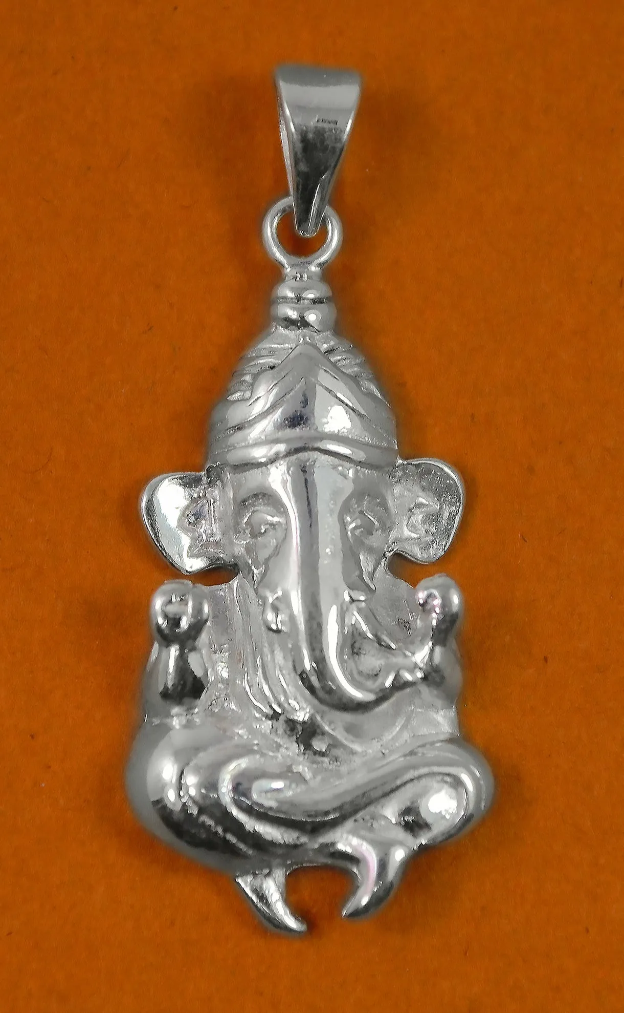 925 Silver Ganesha Pendant (Design 13)