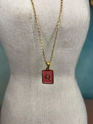 Aryenne Leo Pink Shell Necklace