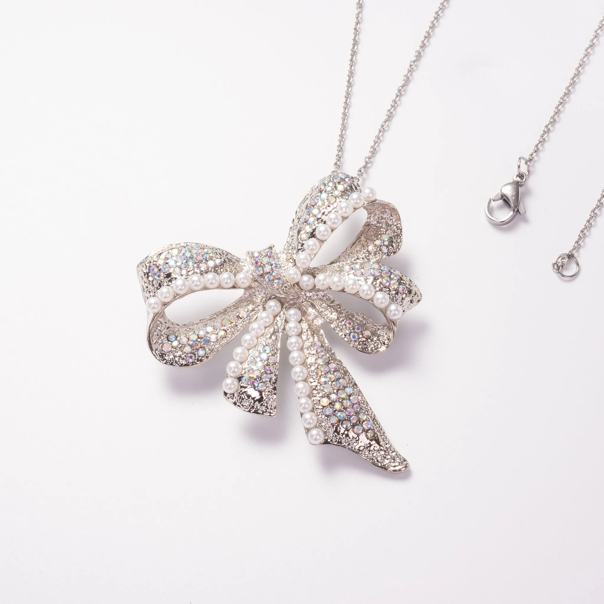 Bow Brooch Pin Jewelry with Pearl and crystal and Pendant Necklace with Steel Chain