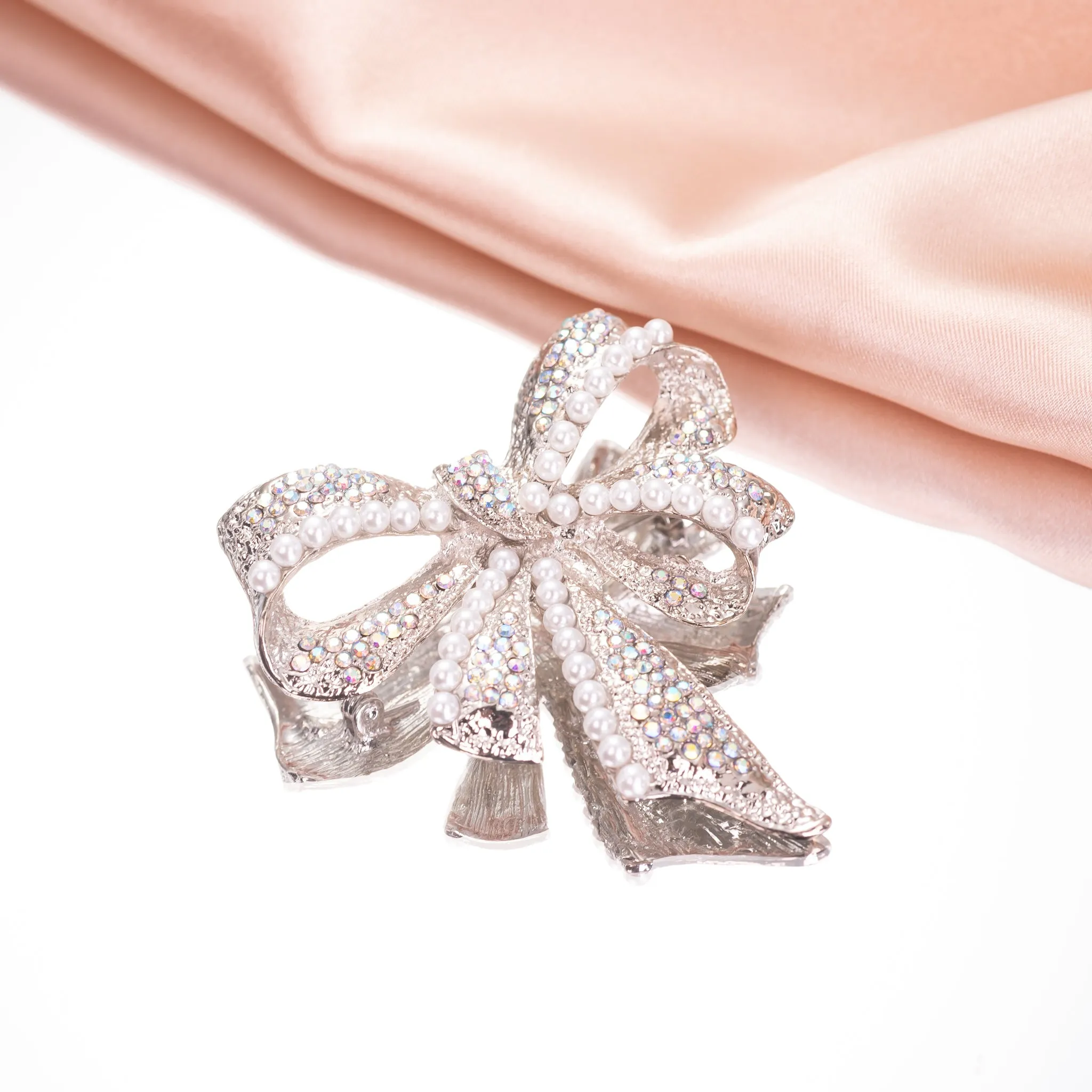 Bow Brooch Pin Jewelry with Pearl and crystal and Pendant Necklace with Steel Chain