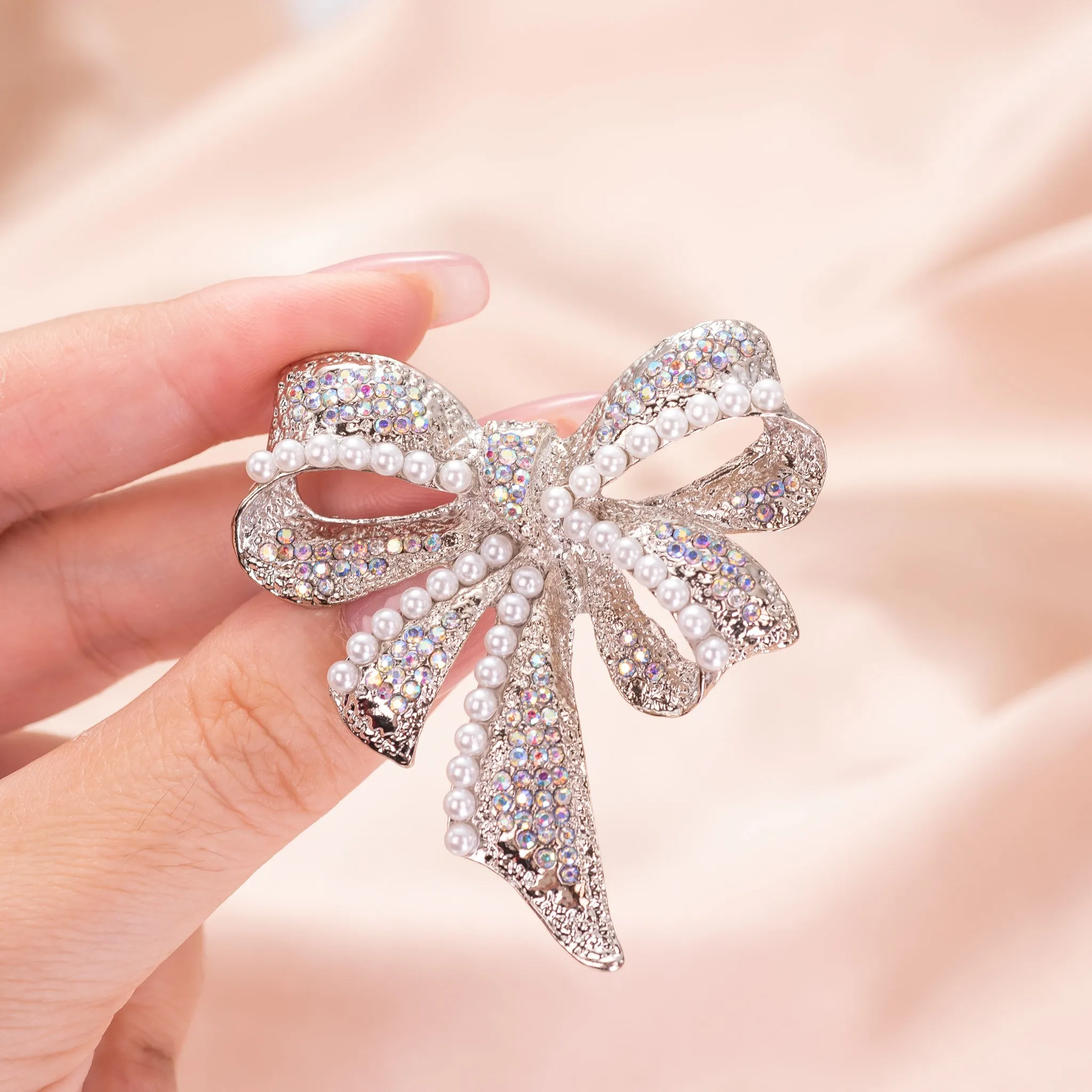 Bow Brooch Pin Jewelry with Pearl and crystal and Pendant Necklace with Steel Chain