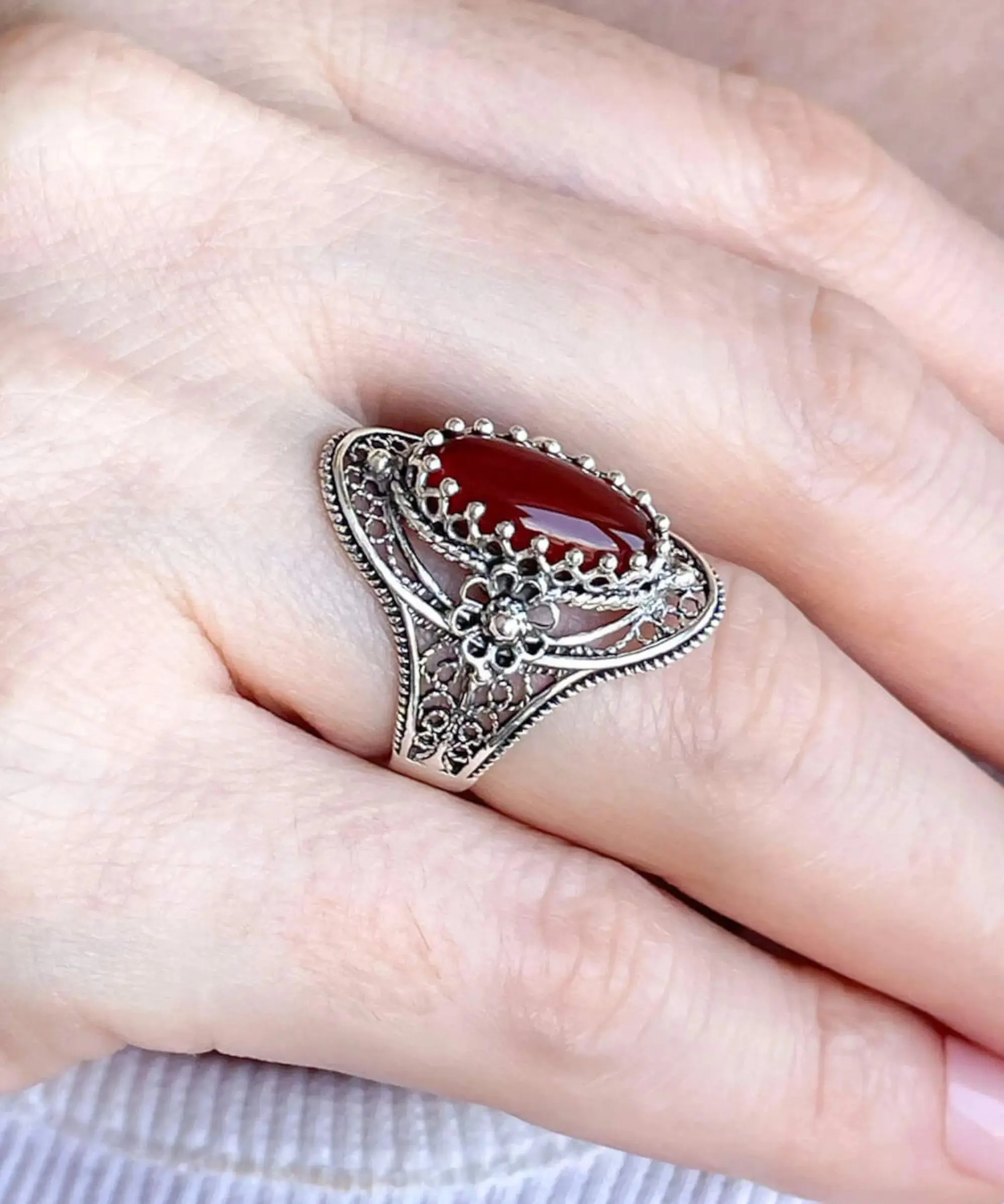 Carnelian Gemstone Sterling Silver Women Statement Ring with Daisy Figures