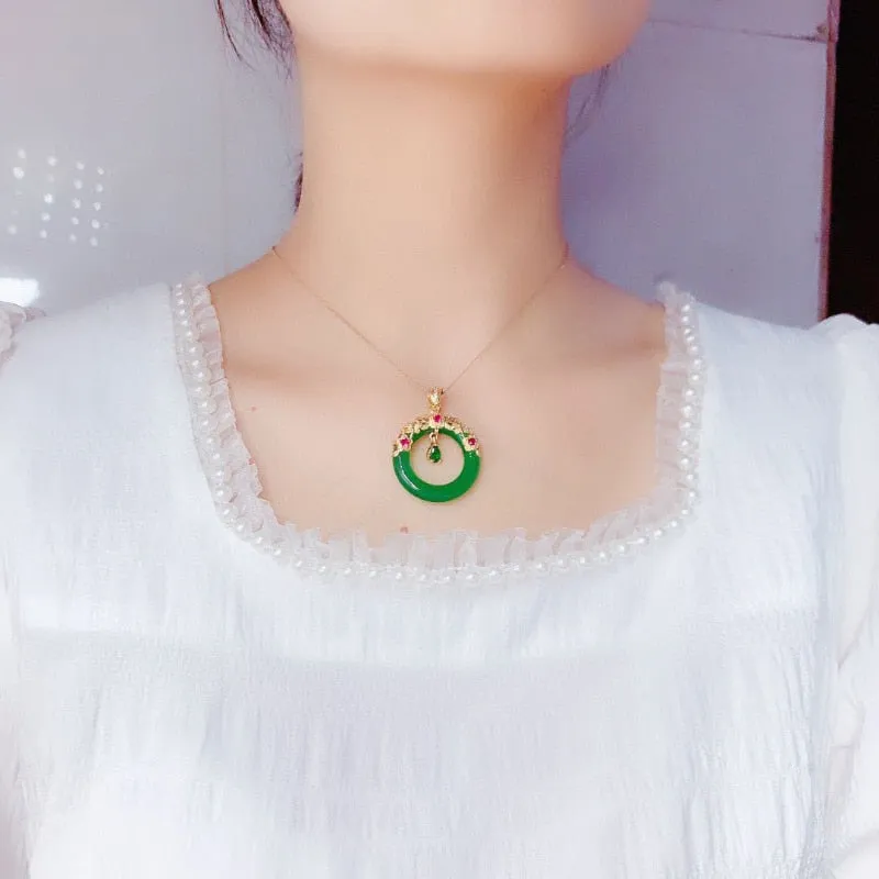 Classic luxury natural Hetian jasper pendant necklaces