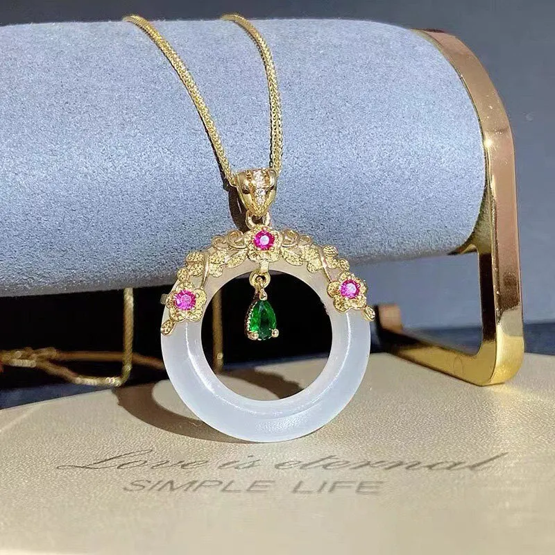Classic luxury natural Hetian jasper pendant necklaces