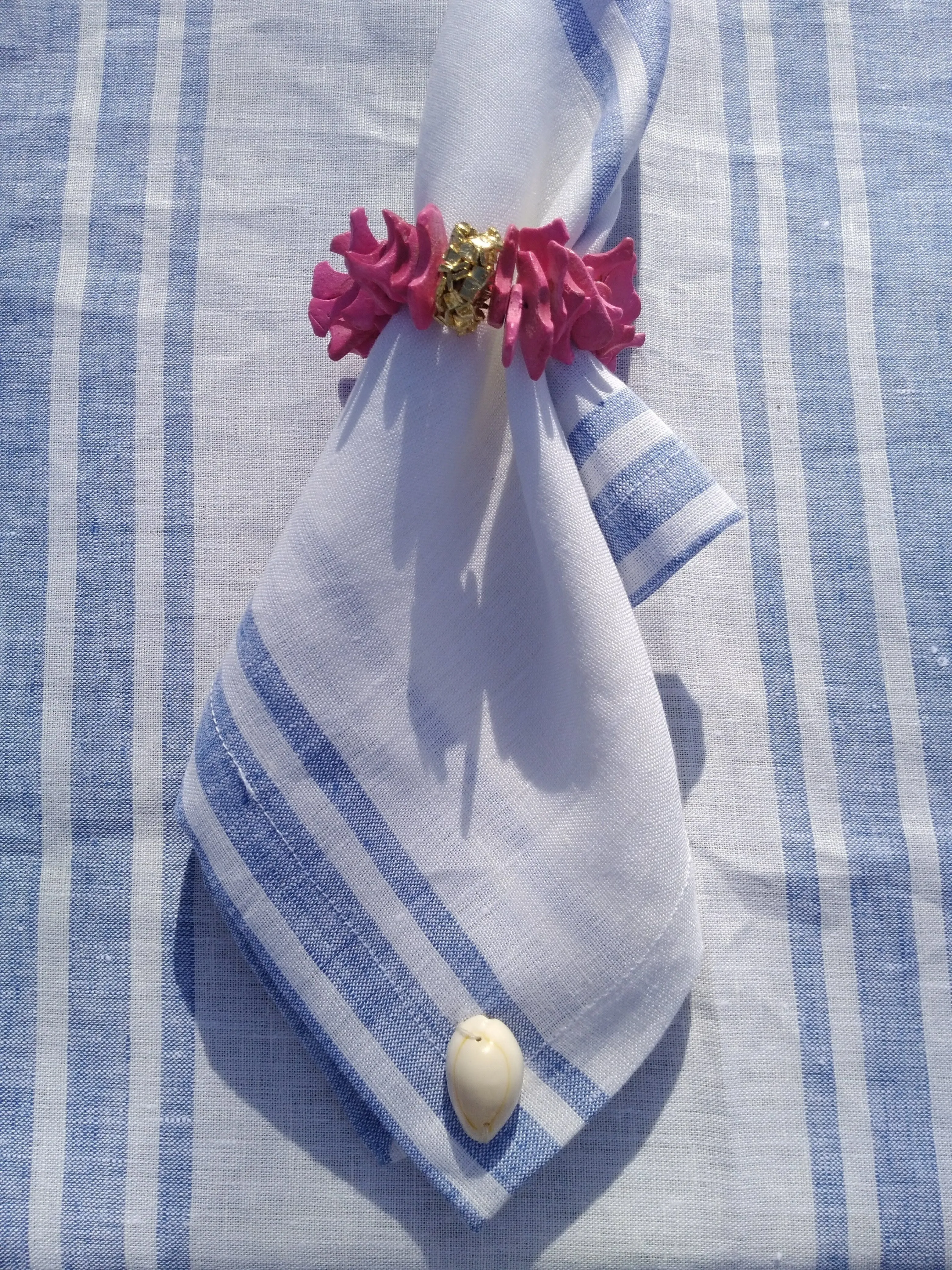 Coconuts Wooden Napkin Ring 6pieces