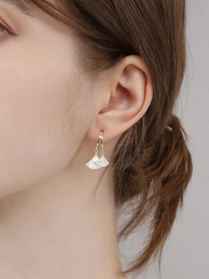 Fan-shaped Earrings