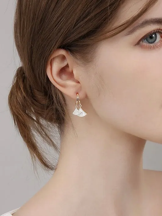 Fan-shaped Earrings