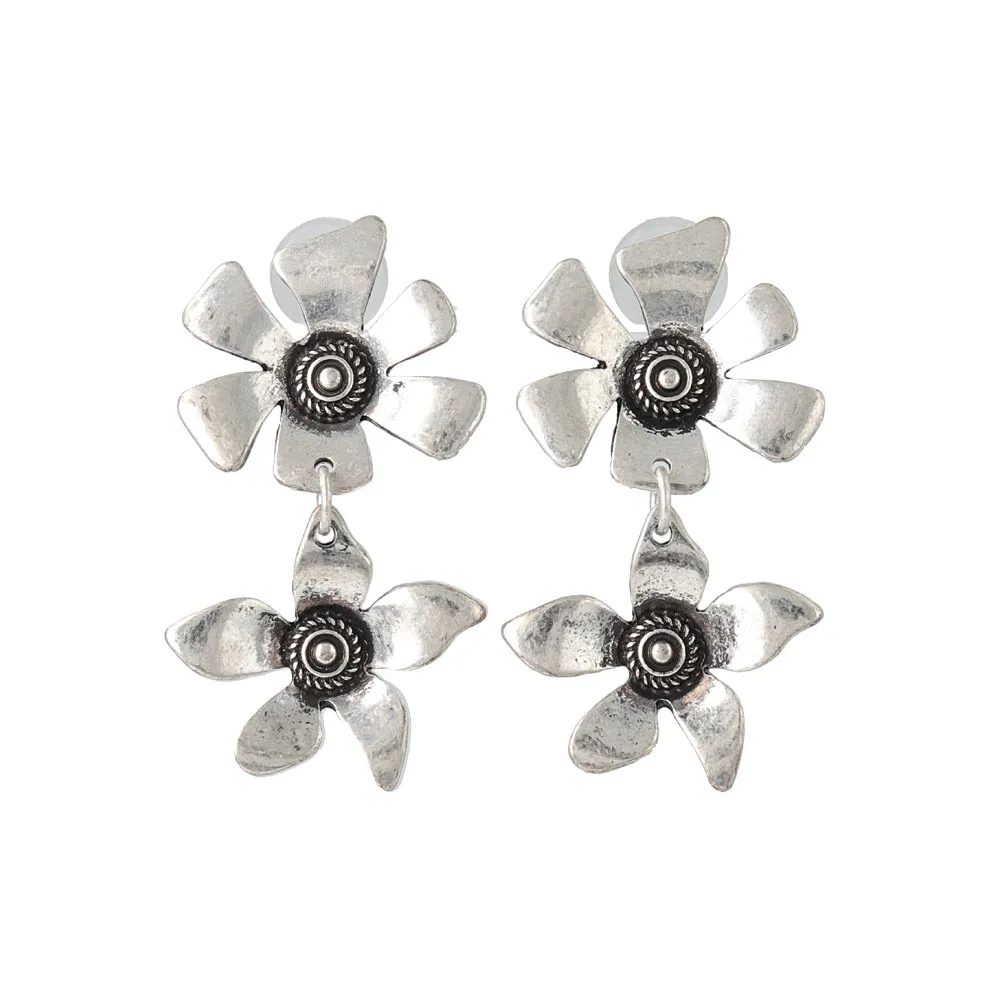 Flower Link Padded Clip On Earrings