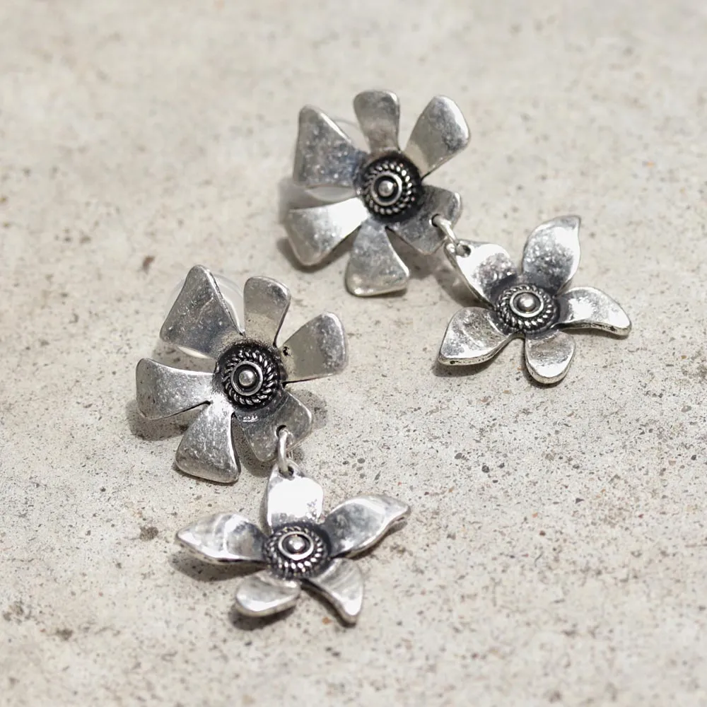 Flower Link Padded Clip On Earrings