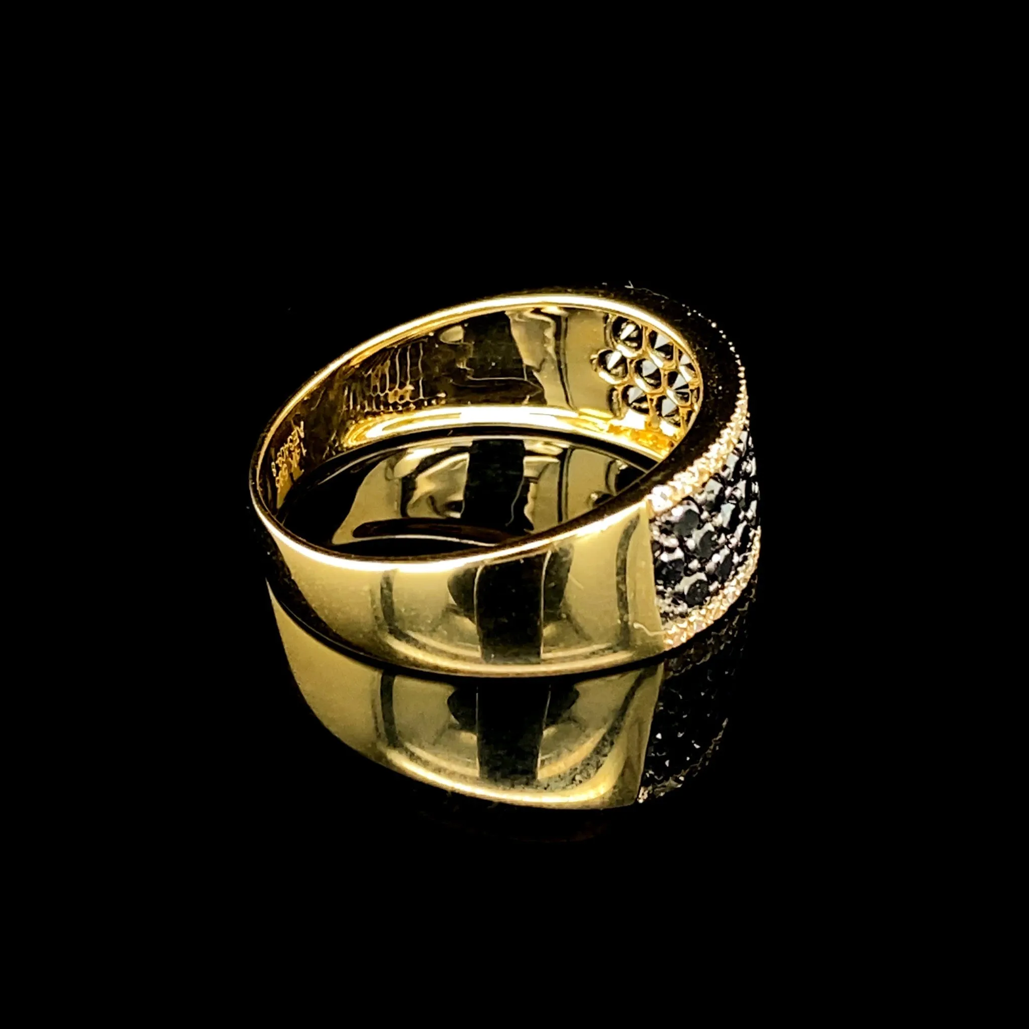 Golden Black Colored Diamond Ring 14kt