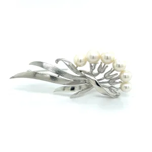 Mikimoto Authentic Estate Akoya pearl Brooch 7 mm Silver M307