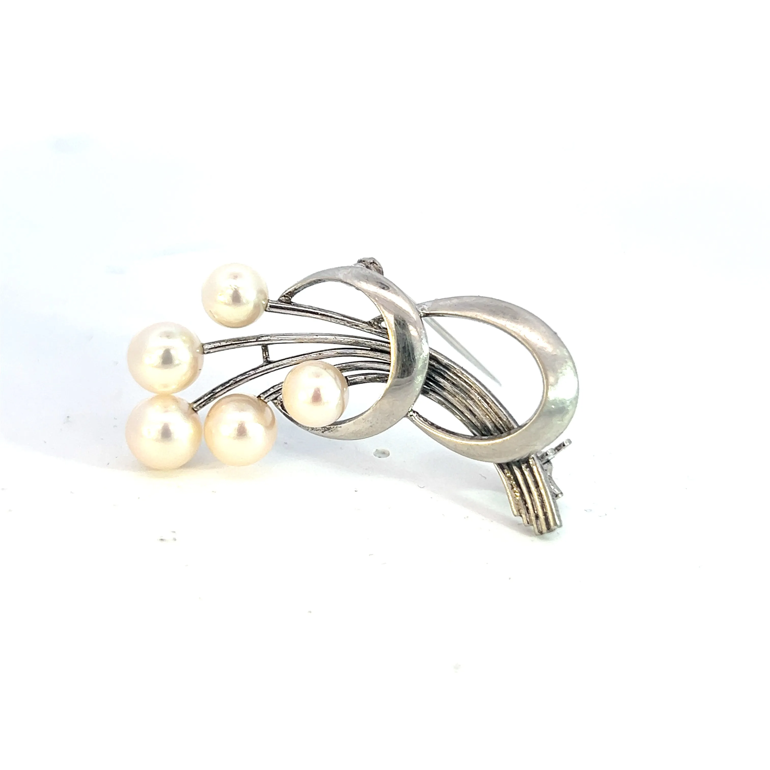 Mikimoto Estate Akoya Pearl Brooch 6.80 mm Silver M374