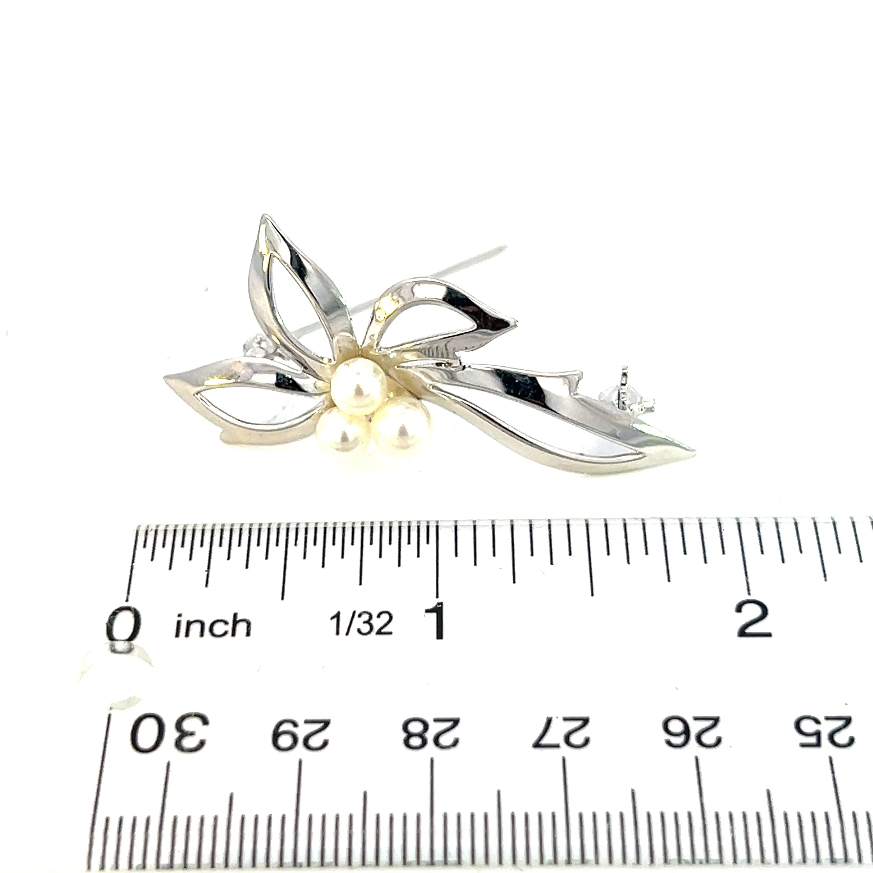 Mikimoto Estate Akoya Pearl Brooch Silver 5 mm M357