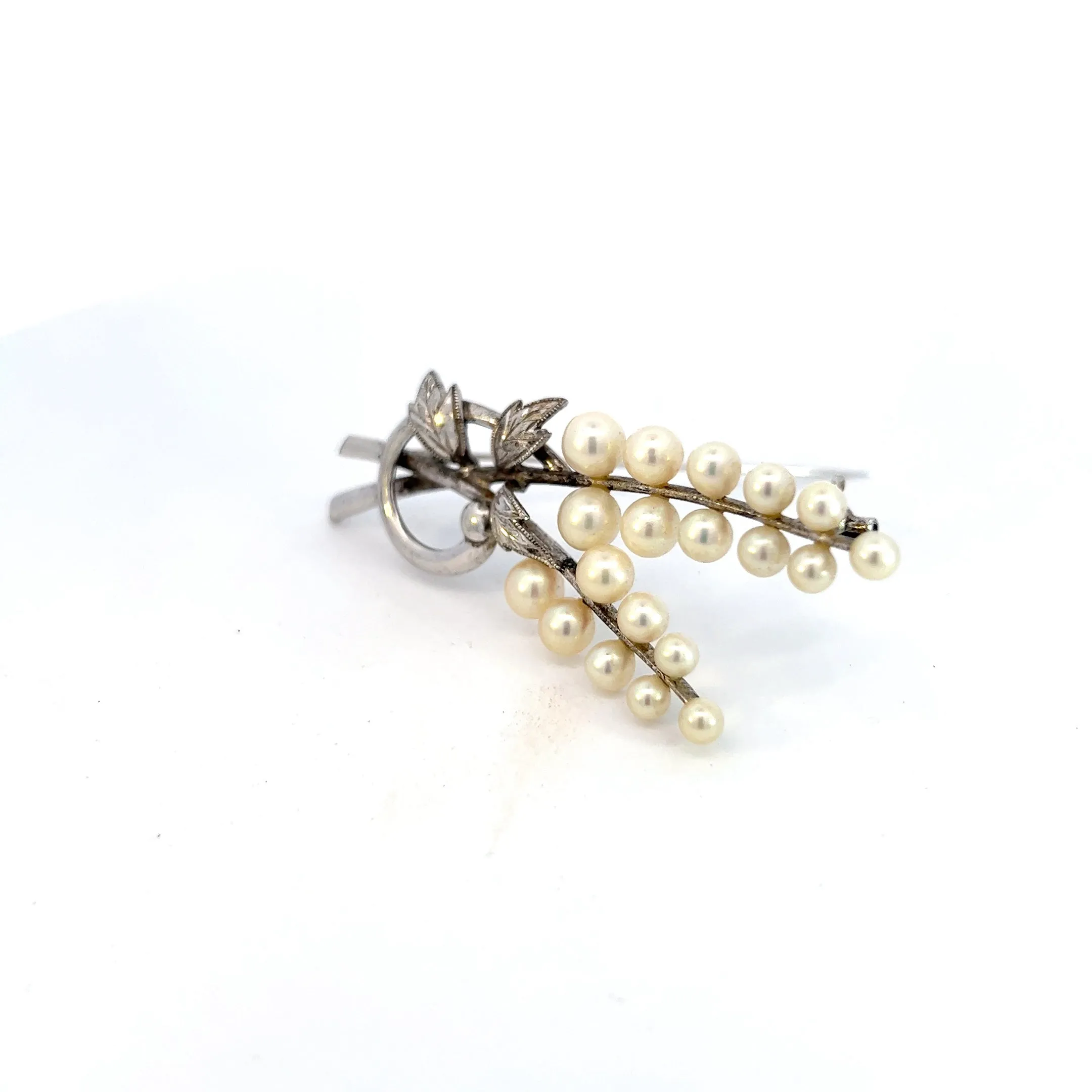 Mikimoto Estate Akoya Pearl Brooch Silver 5.50 mm M337