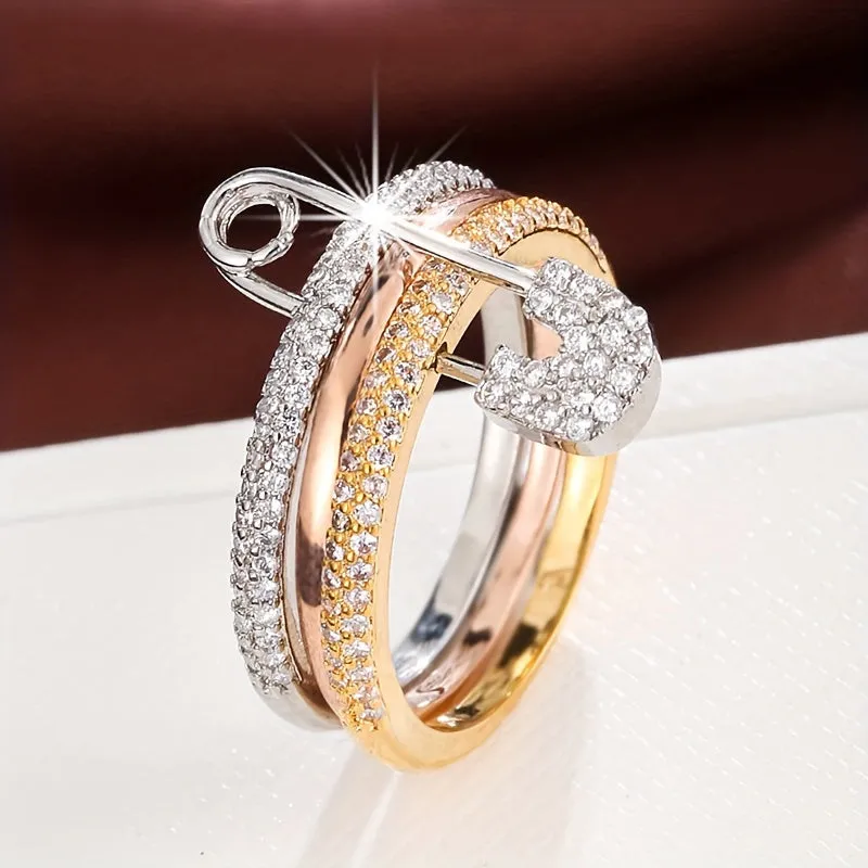 Multi-Layer Ring with Shining Zirconia