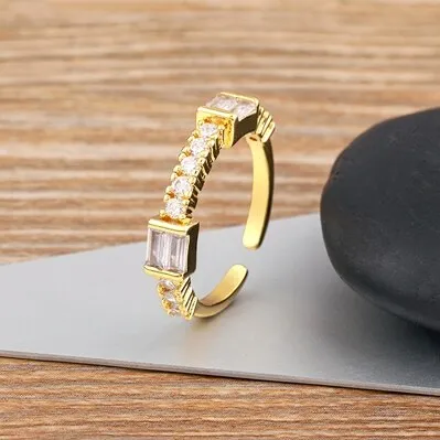 New Fashion Simple Style Open Adjustable Micro Paved Cubiz Zircon Finger Rings