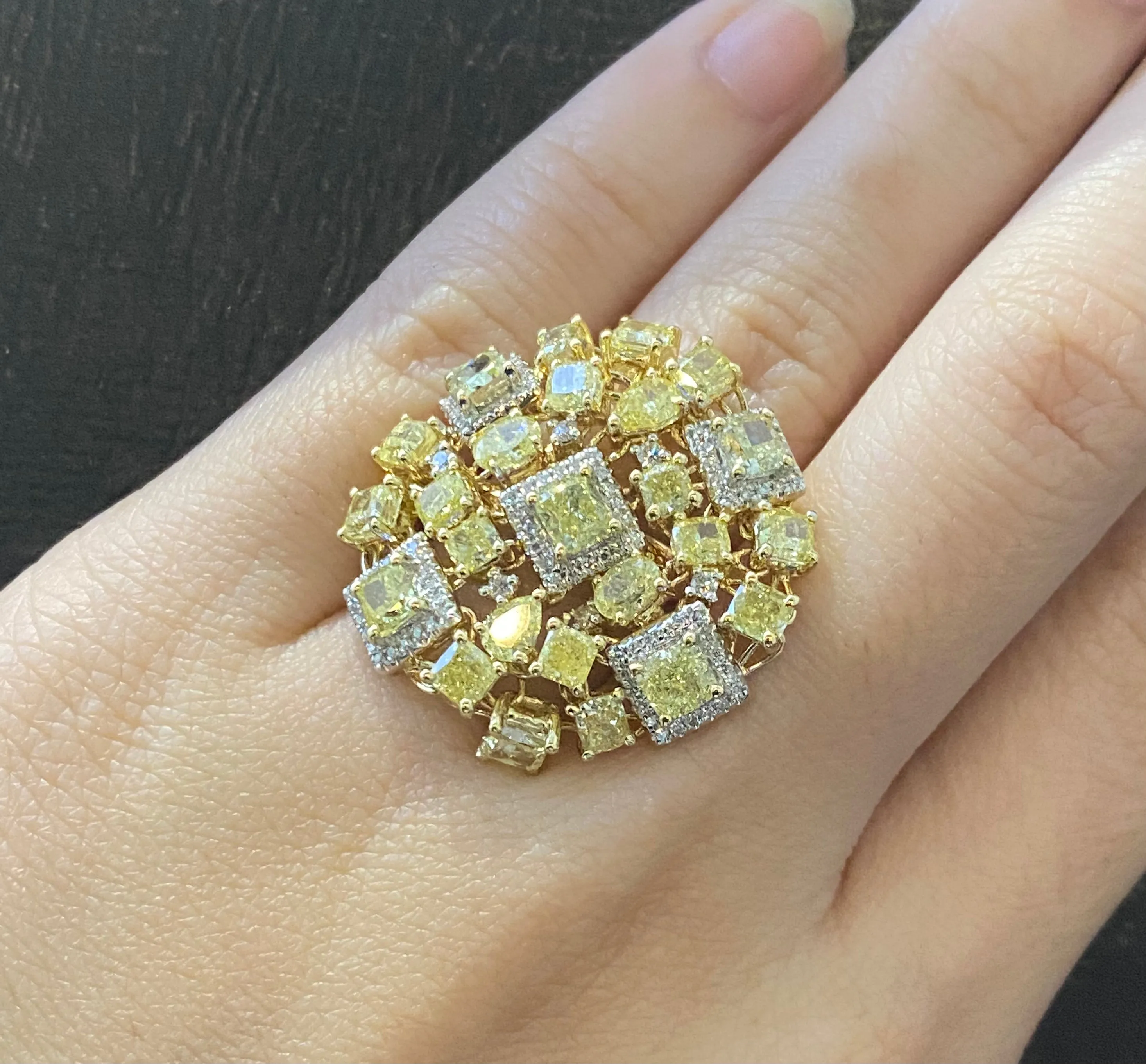 PREORDER | Golden Cluster Shape Statement Colored Diamond Ring 14kt
