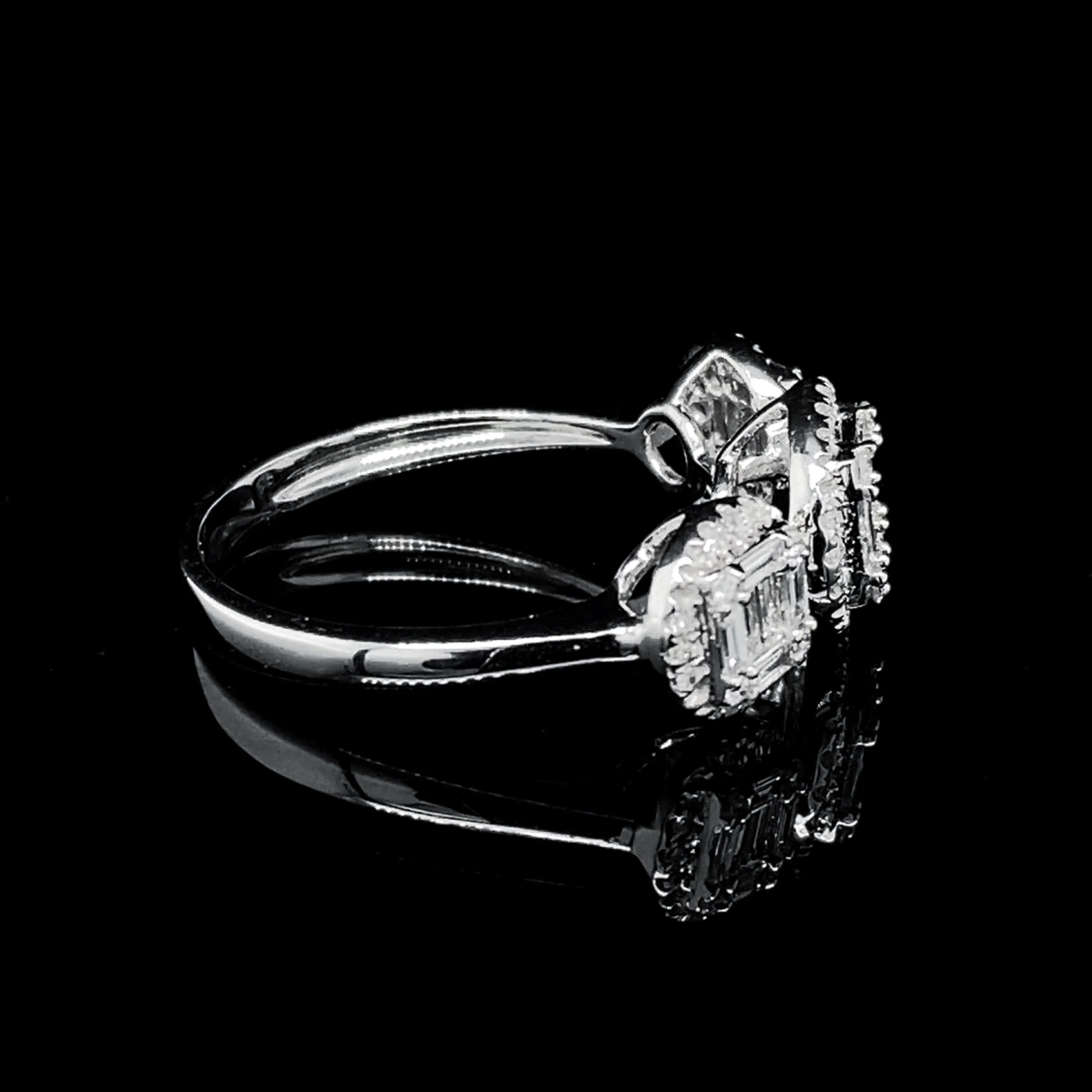 PREORDER | Half Eternity Trinity Diamond Ring 14kt