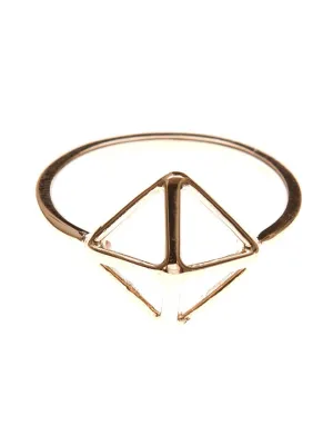 Pyramid Ring