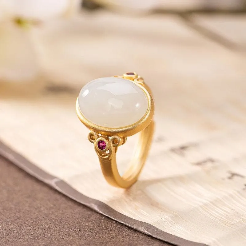 SAPPHIRE OVAL RING