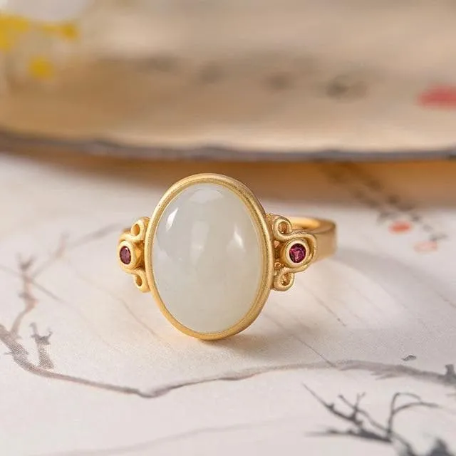 SAPPHIRE OVAL RING