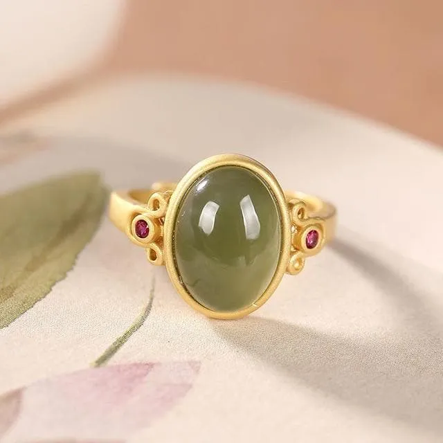 SAPPHIRE OVAL RING