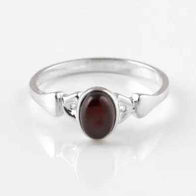 Simple Cherry Amber Oval Ring