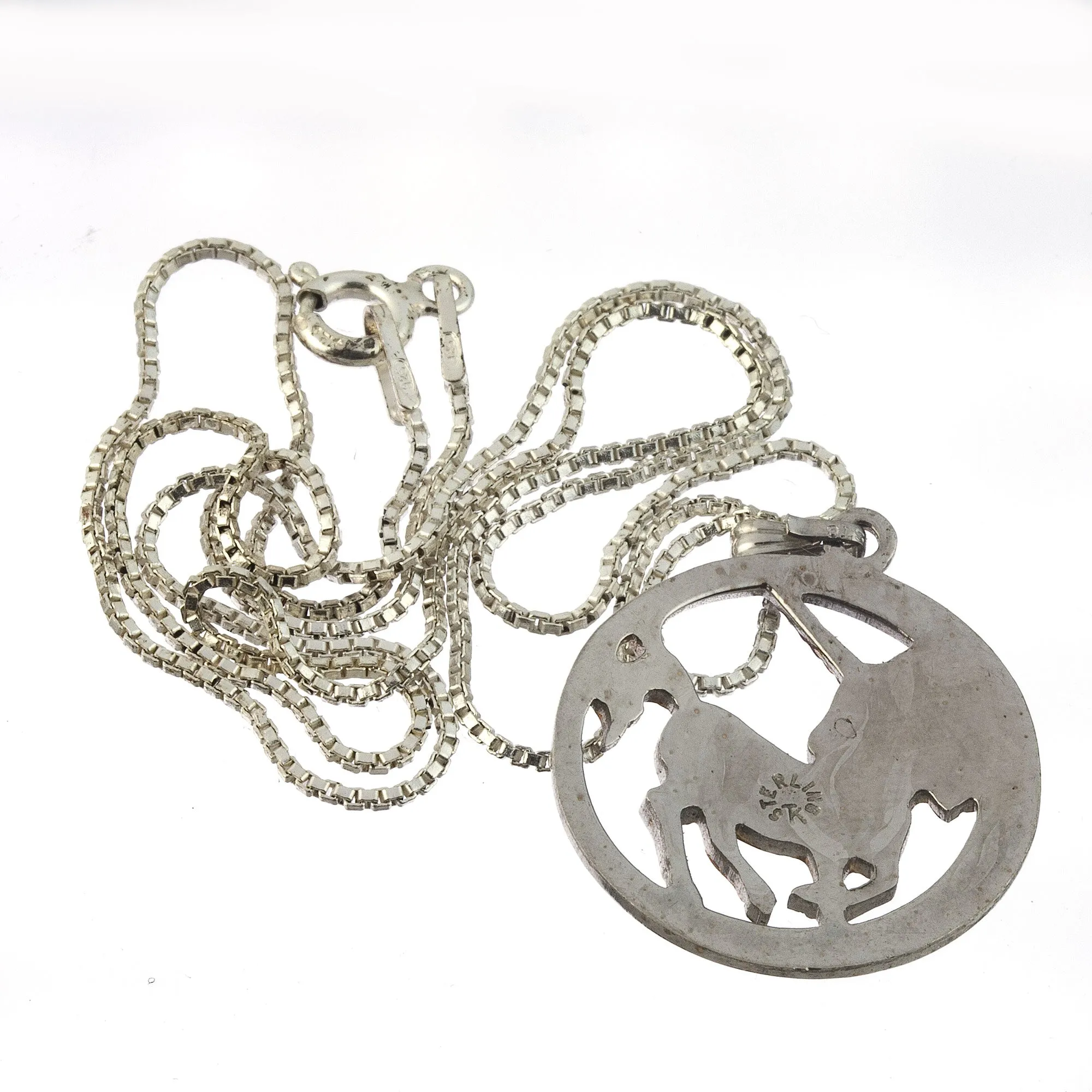Unicorn Charm Pendant, stering silver and vermeil. j-pdvs994