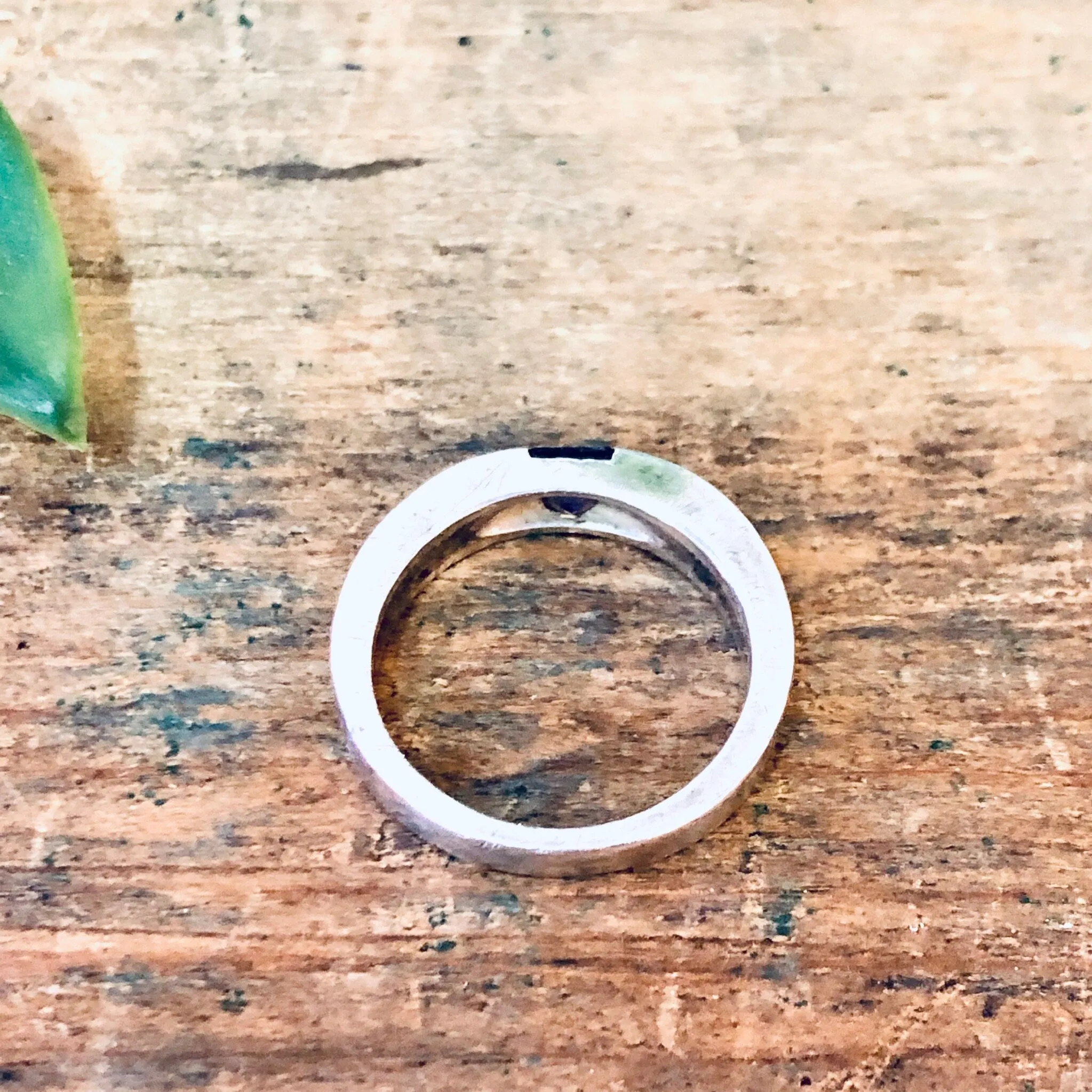 Vintage Ring, Silver Ring, Simple Jewelry, Minimalist Ring, Pink stone, Silver and Pink, Stacker Ring, Vintage Jewelry, Thin Band, 925 Ring