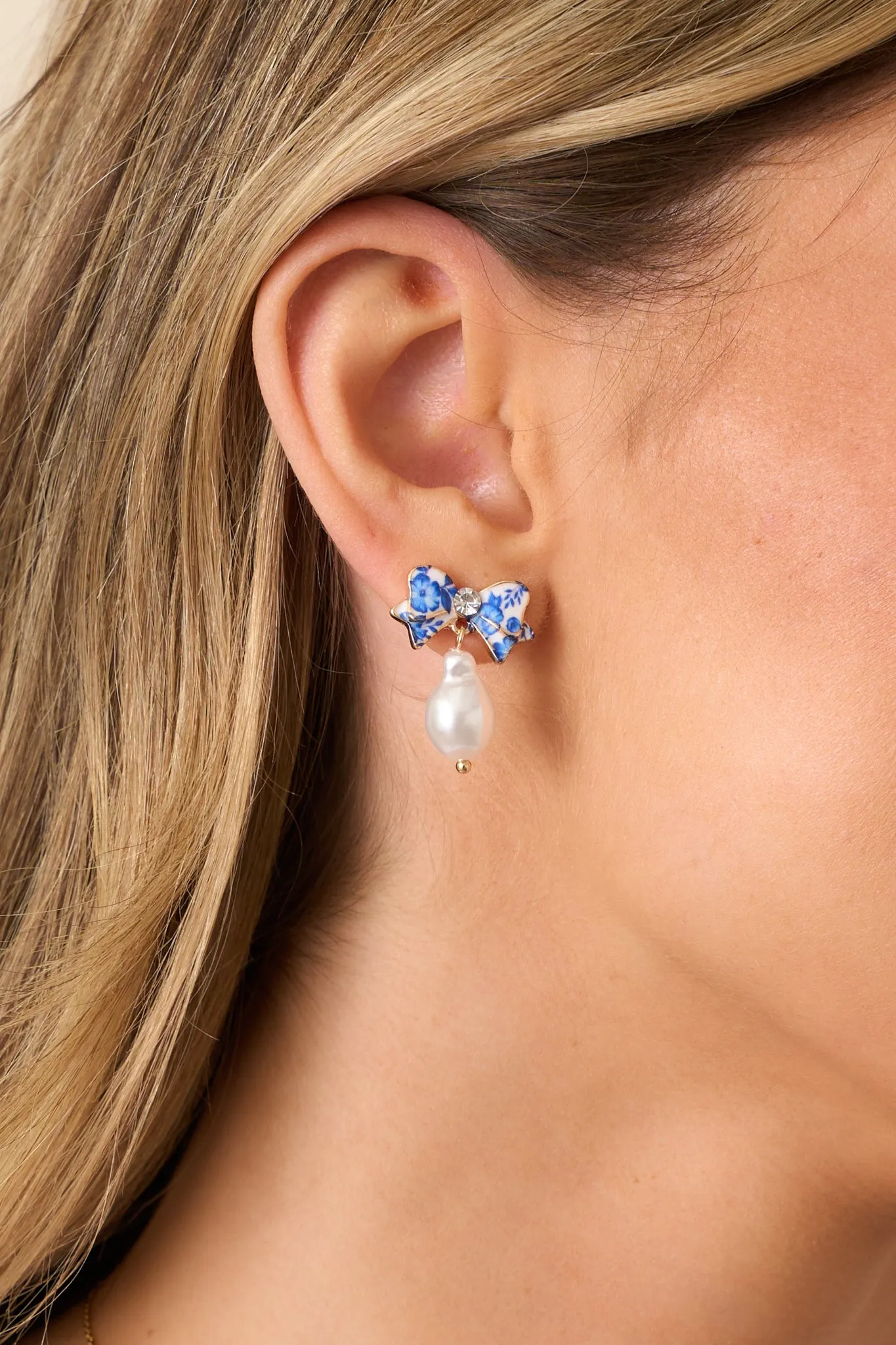 Whispering Dreams Blue and Ivory Pearl Earrings